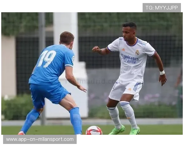 阿拉巴清晨被拍慢跑,体能回升值得期待 阿拉巴清晨被拍慢跑,体能回升值得期待